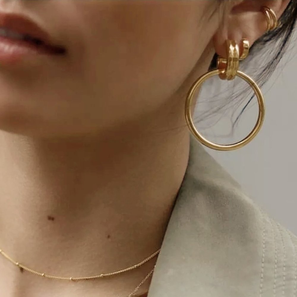 Danielle 18K Gold Plated Hoop Interlock Earrings - Picture 4 of 10